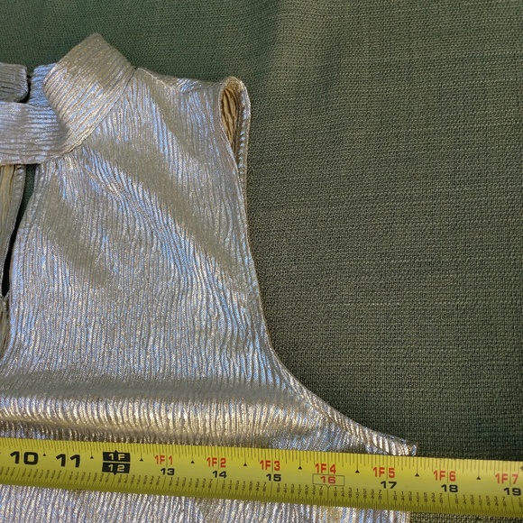 Express Golden Sleeveless Mock Neck Top | NWT - Picture 5 of 5